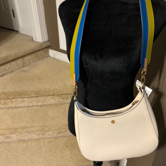 Tory Burch White Bag with Vibrant Strap - Picture 16 of 16
